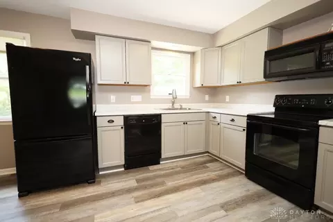2451 Old Mill Rd, Maineville, OH 45039 photo 12