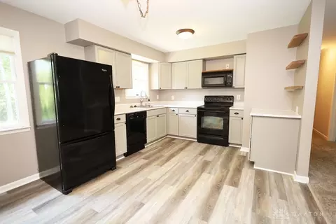 2451 Old Mill Rd, Maineville, OH 45039 photo 9
