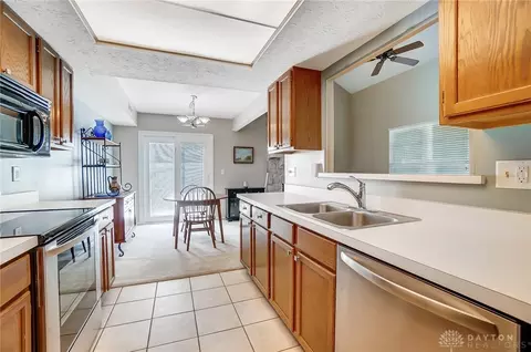 8416 Mcewen Rd, Centerville, OH 45458 photo 15