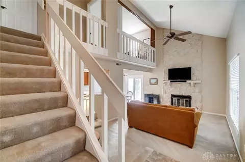 8416 Mcewen Rd, Centerville, OH 45458 photo 5