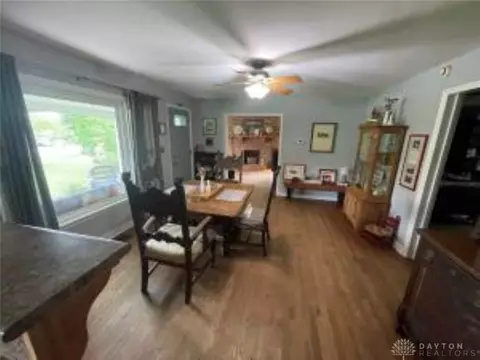 2421 E Home Rd, Springfield, OH 45503 photo 9