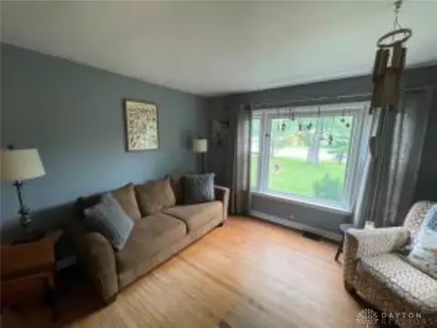2421 E Home Rd, Springfield, OH 45503 photo 7