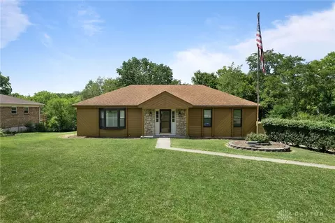 3249 Triplecrown Dr, North Bend, OH 45052