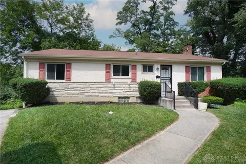 1209 Westminster Dr, Cincinnati, OH 45229