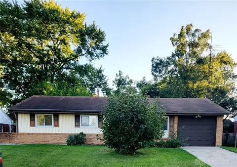 140 W Goodman Dr, Fairborn, OH 45324