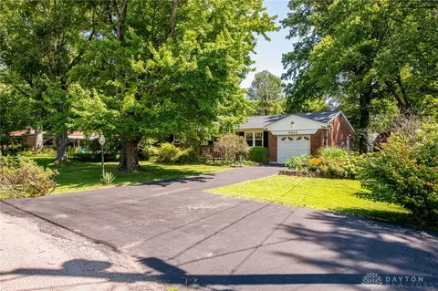 4214 Dixie Rd, Cincinnati, OH 45245