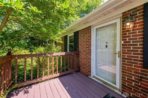 4214 Dixie Rd, Cincinnati, OH 45245 photo 4