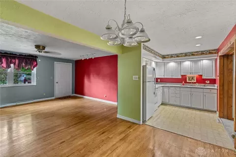 4214 Dixie Rd, Cincinnati, OH 45245 photo 7
