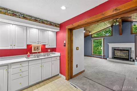 4214 Dixie Rd, Cincinnati, OH 45245 photo 10