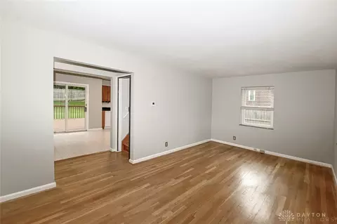 1126 Glenna Dr, Cincinnati, OH 45238 photo 3