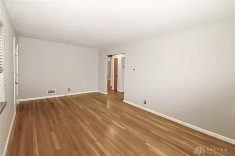 1126 Glenna Dr, Cincinnati, OH 45238 photo 5
