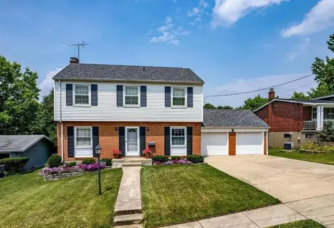 3590 Fieldcrest Dr, Cincinnati, OH 45211