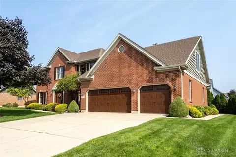 853 Brookmere Ave, Tipp City, OH 45371