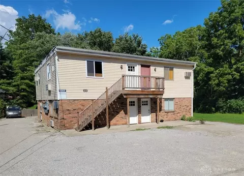 69 E Main St, Amelia, OH 45102