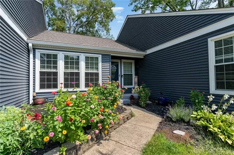 2266 Bridle Ct, Maineville, OH 45039