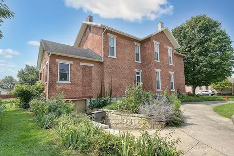 1044 Croyden Dr, Dayton, OH 45420