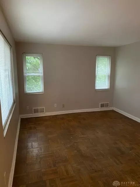 3592 Mchenry Ave, Cincinnati, OH 45225 photo 9