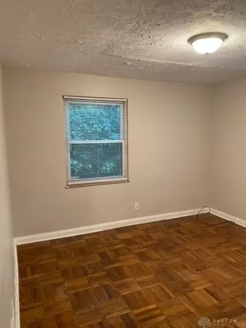 3592 Mchenry Ave, Cincinnati, OH 45225 photo 5