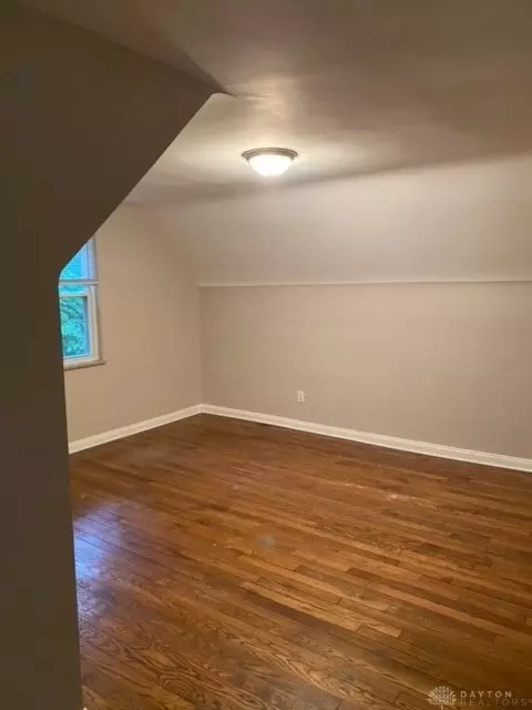 3592 Mchenry Ave, Cincinnati, OH 45225 photo 4