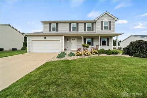 6754 Midnight Sun Dr, Maineville, OH 45039