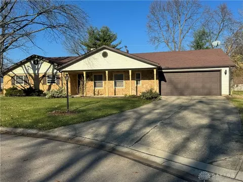 202 Anton Ct, Dayton, OH 45458