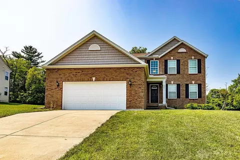 825 Dufour Ln, Oxford, OH 45056