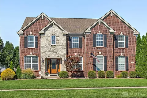 7457 Susan Springs Dr, West Chester, OH 45069