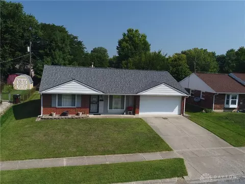 97 Pagett Dr, Germantown, OH 45327