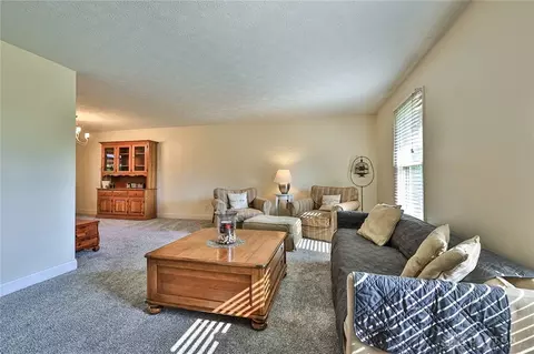 5621 S Tecumseh Rd, Springfield, OH 45502 photo 7