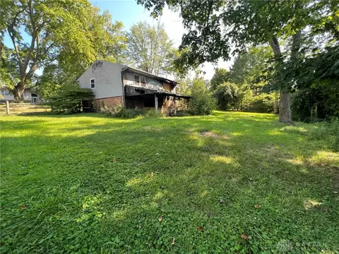 708 Miles Ln, Cincinnati, OH 45245 photo 5