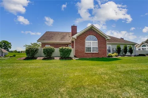 5175 Crescent Ridge Dr, Clayton, OH 45315