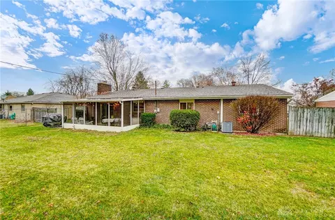 5697 Brookbank Dr, Kettering, OH 45440 photo 43