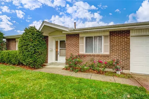 5697 Brookbank Dr, Kettering, OH 45440 photo 2