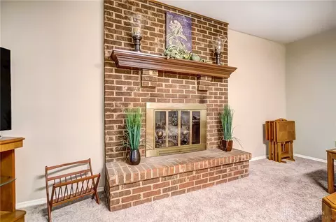 5697 Brookbank Dr, Kettering, OH 45440 photo 20