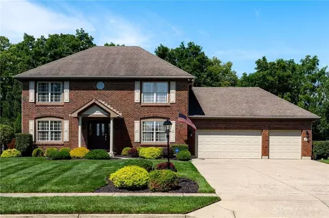 3715 Berrywood Dr, Dayton, OH 45424