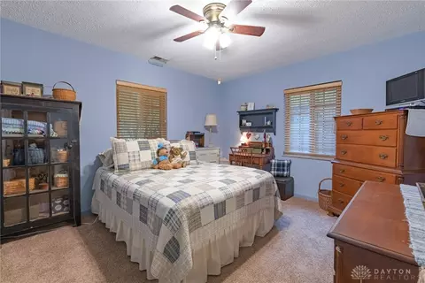 224 Linden Dr, Centerville, OH 45459 photo 17