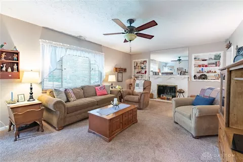 224 Linden Dr, Centerville, OH 45459 photo 4