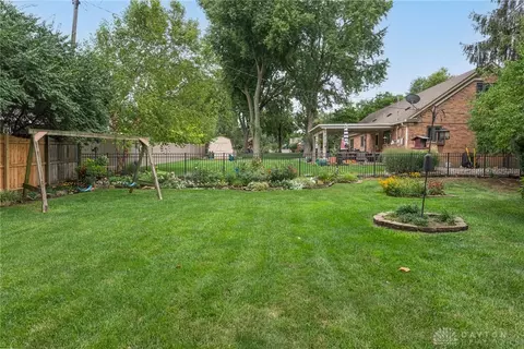 224 Linden Dr, Centerville, OH 45459 photo 38