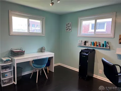21 Hadley Rd, Cincinnati, OH 45218 photo 7