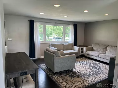 21 Hadley Rd, Cincinnati, OH 45218 photo 6