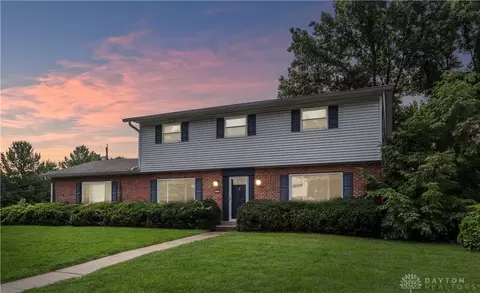 8295 Verde Ct, Cincinnati, OH 45255 photo 2