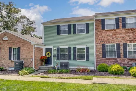 124 Chapel Hill Dr #124, Fairfield, OH 45014