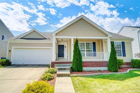 2153 Picketside Dr, Batavia, OH 45103