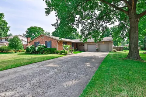 522 Riddle Rd, Cincinnati, OH 45231