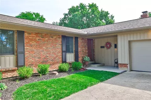 522 Riddle Rd, Cincinnati, OH 45231 photo 3