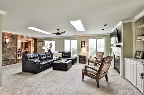 522 Riddle Rd, Cincinnati, OH 45231 photo 9