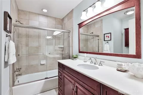 522 Riddle Rd, Cincinnati, OH 45231 photo 37