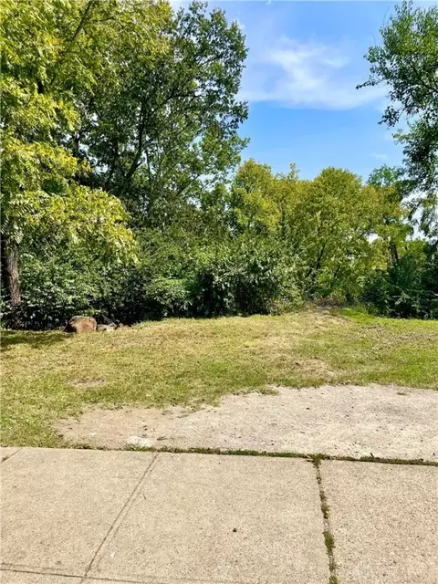 4237 Eastern Ave, Cincinnati, OH 45226