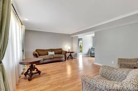 679 Converse Dr, Forest Park, OH 45240 photo 4