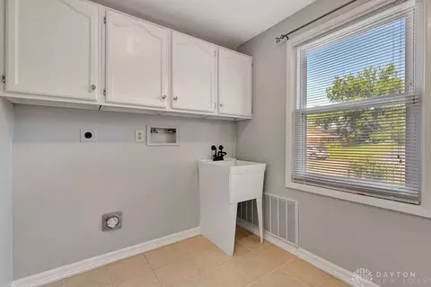 679 Converse Dr, Forest Park, OH 45240 photo 24